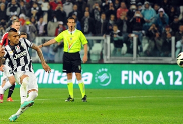 Vidal phải lên bàn mổ