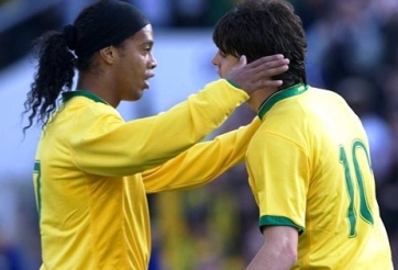 Brazil cho Kaka và Ronaldinho làm khán giả ở World Cup 2014