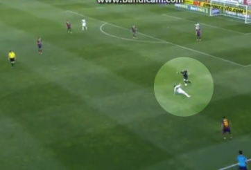 VIDEO: Thủ môn Jose Pinto rê bóng ngoài vòng cấm như Messi