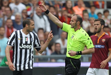 Atalanta, Roma và Chiellini đồng loạt nhận án phạt
