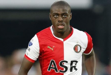 Thêm một trung vệ lọt vào tầm ngắm của Man Utd