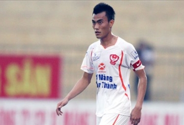 Phước Tứ chính thức đầu quân cho B.Bình Dương