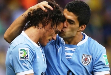 Suarez tiến cử Cavani cho Liverpool