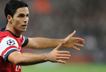 Mikel Arteta trách Wenger bạc đãi