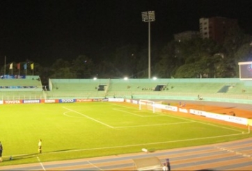 Sân Thống Nhất lại xảy ra sự cố trong trận Hàn Quốc 4-0 Thái Lan