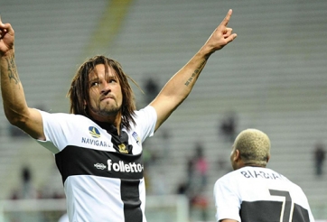 Parma giành vé cuối ra châu Âu, Milan tay trắng