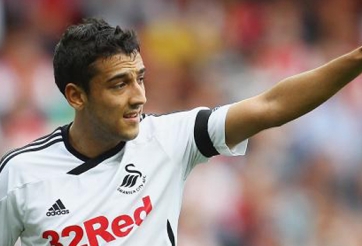 Có Neil Taylor, Southampton sẽ bán Luke Shaw cho Man Utd