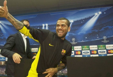 Dani Alves: 'Luis Enrique đã đến CLB tốt nhất thế giới'