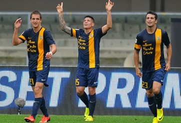 Hợp đồng mua chưa ráo mực, Verona đã chuẩn bị bán sao