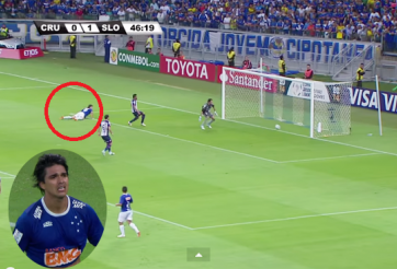 VIDEO: Tình huống xui xẻo bóng đập 2 cột liên tiếp tại Copa Libertadores