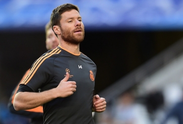 Xabi Alonso tự hào khi được la mắng Cris Ronaldo