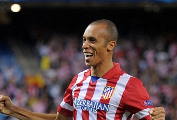 Barcelona quyết phá Man Utd trong vụ Miranda