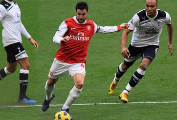 Arsenal không nên tái ngộ Fabregas