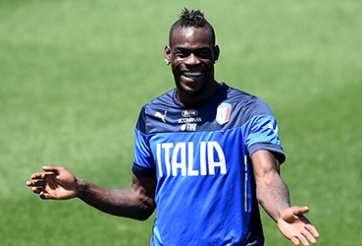 Balotelli cũng đang dính chấn thương