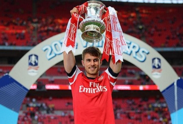 Barca và Bayern tranh giành Aaron Ramsey của Arsenal