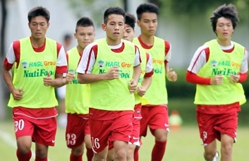 U19 Việt Nam bắt đầu rèn thể lực tại Hàm Rồng