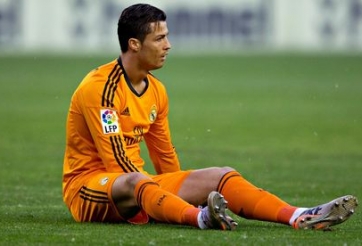 Bồ Đào Nha xác nhận Ronaldo bị viêm gân