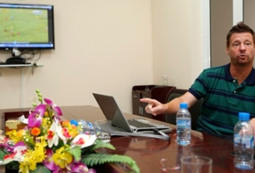 HLV Dylan Kerr không muốn Hải Phòng bỏ giải