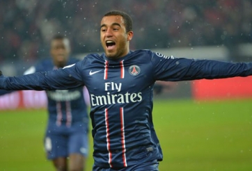 HLV Van Gaal đã nhắm được người thay thế Nani