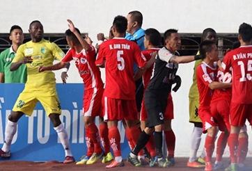 Samson xin giảm án cho cầu thủ Hải Phòng