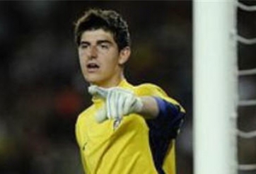 Courtois sẽ thi đấu cho Chelsea vào mùa tới!