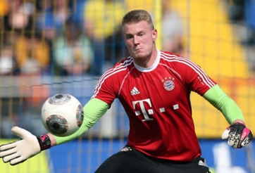 Chia tay Bayern, Raeder lưỡng lự trước Arsenal và MU