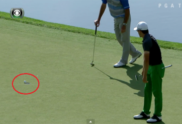 VIDEO: Golf thủ sốt ruột chờ bóng rơi xuống lỗ