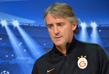 Roberto Mancini lại thất nghiệp