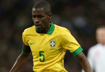 Ancelotti tiến bước đầu thành công trong vụ Ramires