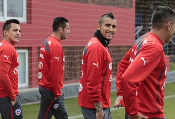 Chile vs Australia: 3 điểm sống còn, 5h ngày 14/6/2014