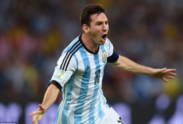 Argentina 2-1 Bosnia: Messi tỏa sáng Albicelestes ra quân hoàn hảo