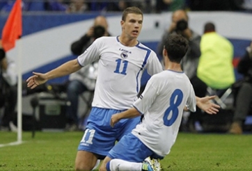 Pjanic công khai chèo kéo Dzeko