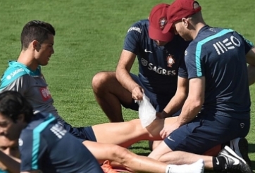 Ronaldo có thể chia tay World Cup sớm vì chấn thương