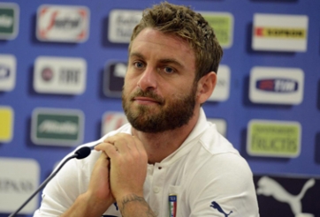 Daniele De Rossi lo sợ Italia đi vào vết xe đổ của Uruguay