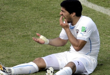 Barca dùng tiền và hai cầu thủ để mua Luis Suarez