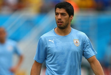 Barcelona đạt thỏa thuận mua Luis Suarez