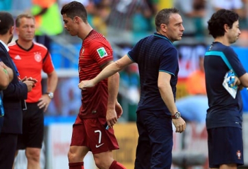 HLV tuyển Bồ Đào Nha lý giải việc “ép” Ronaldo ra sân tại World Cup