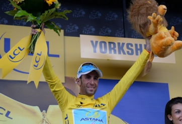 Tour de France 2014 - chặng 2: Vincenzo Nibali giành áo Vàng