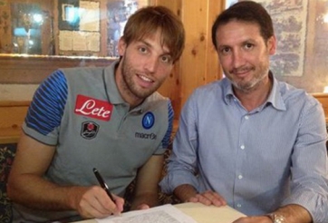 Michu CHÍNH THỨC chia tay Swansea để đến Napoli