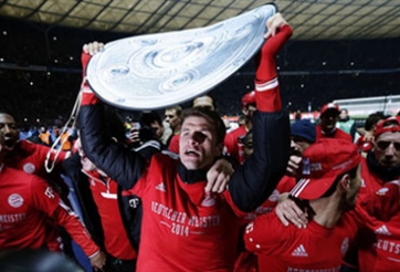 10 đề cử giải 'Cầu thủ hay nhất châu Âu 2013/14': Không có Toni Kroos