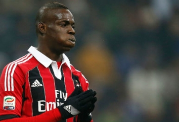 Tiết lộ lý do Arsenal không muốn mua Mario Balotelli