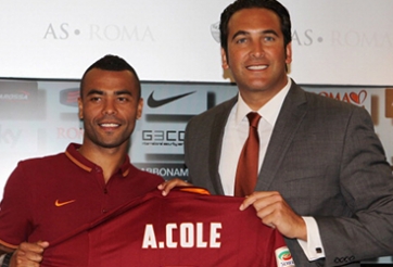 Ashley Cole hạnh phúc vì thoát khỏi truyền thông Anh