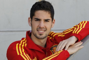 James Rodriguez sẽ đẩy Isco đến Premier League?