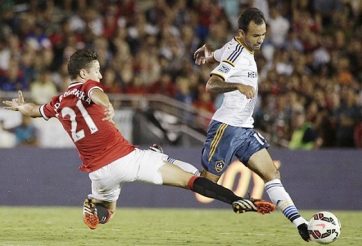 VIDEO: Màn ra mắt ấn tượng của Ander Herrera trong màu áo Man Utd