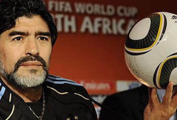 Maradona ca ngợi Messi, dìm hàng HLV ĐT Argentina