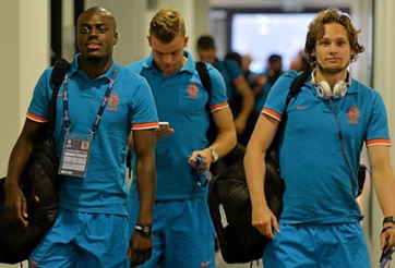 Man Utd lần lượt bỏ qua học trò cũ của Van Gaal ở ĐT Hà Lan