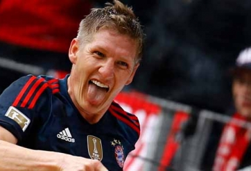 Schweinsteiger xin lỗi NHM sau khi xúc phạm Dortmund