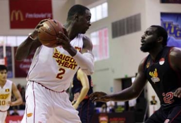 Đánh bại Laskar Dreya South Sumatra, Sài Gòn Heat lên đầu bảng