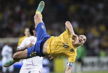 VIDEO: Ibrahimovic lại ghi bàn theo phong cách Taekwondo