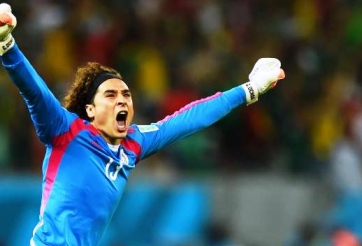 Bỏ qua Arsenal và Liverpool, thủ môn Ochoa gia nhập Malaga